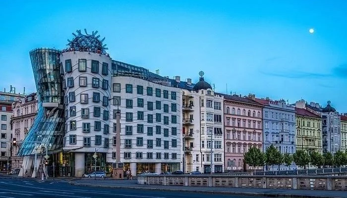 Влияние места работы на выбор района для покупки квартиры